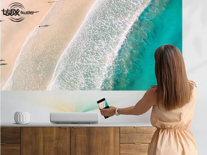 Máy chiếu 4k siêu gần Samsung LSP7T