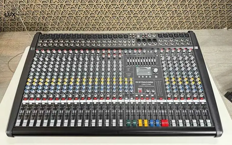 Dynacord CMS 2200 Chính Hãng – Mixer 22 Kênh Cao Cấp Cho Sân Khấu & Karaoke