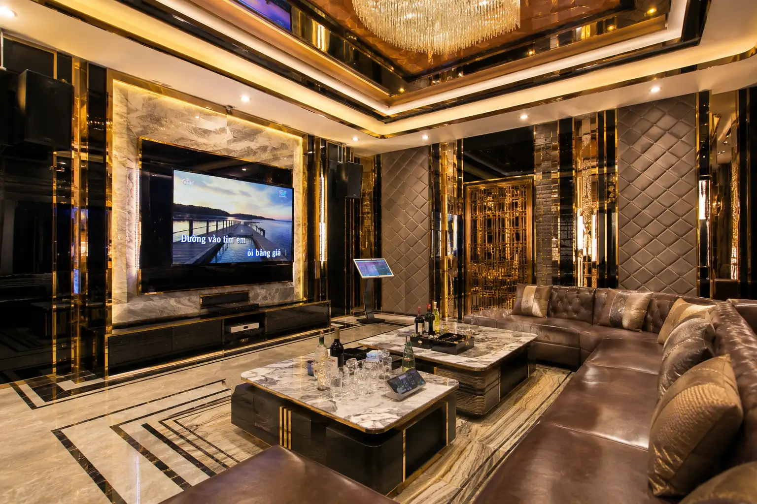 Phòng karaoke luxury biệt thự